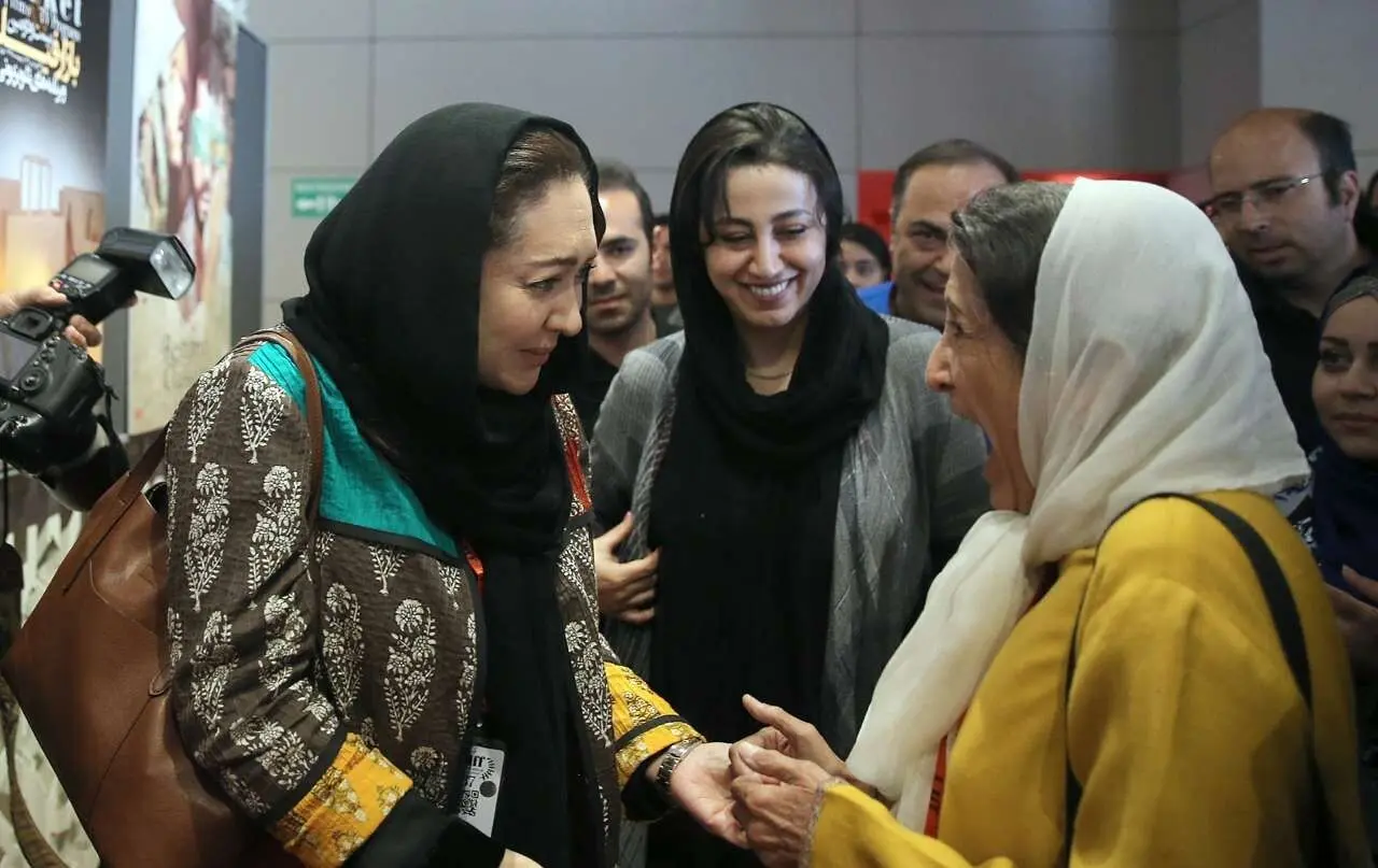 ۱۵ هزار تومان برای سلفی با بازیگران در جشنواره جهانی!