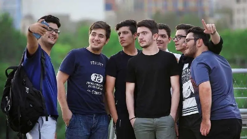 معضل جدیدی به نام «سلفی‌بگیران» در جامعه