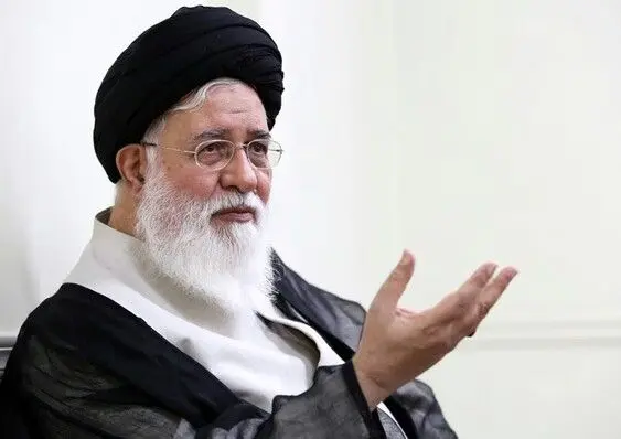 علم‌الهدی: در همه عرصه‌ها، قدرتمندتر و پولدارتر شده و زندگانی بهتر داریم