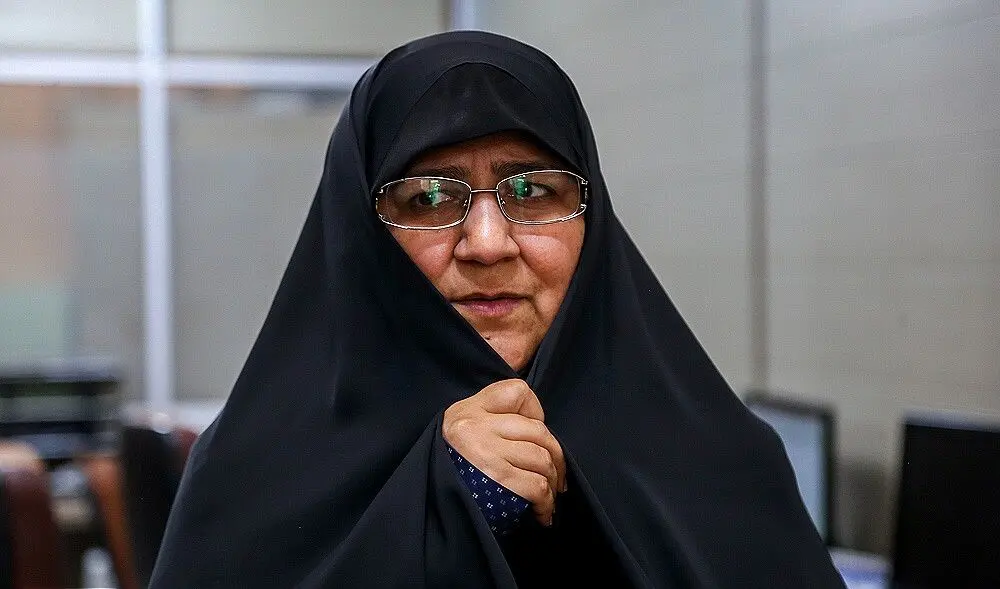 بسیج زنان: در ورزشگاه ممکن است ناموس مردم به تاراج رود!