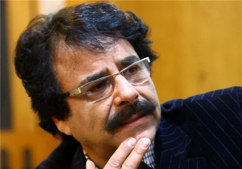 حمله افراد ناشناس به خودرو علیرضا افتخاری