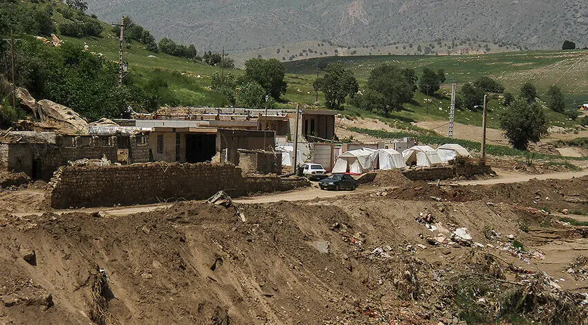 (تصاویر) "معمولان" یک‌ماه پس از سیل ویرانگر