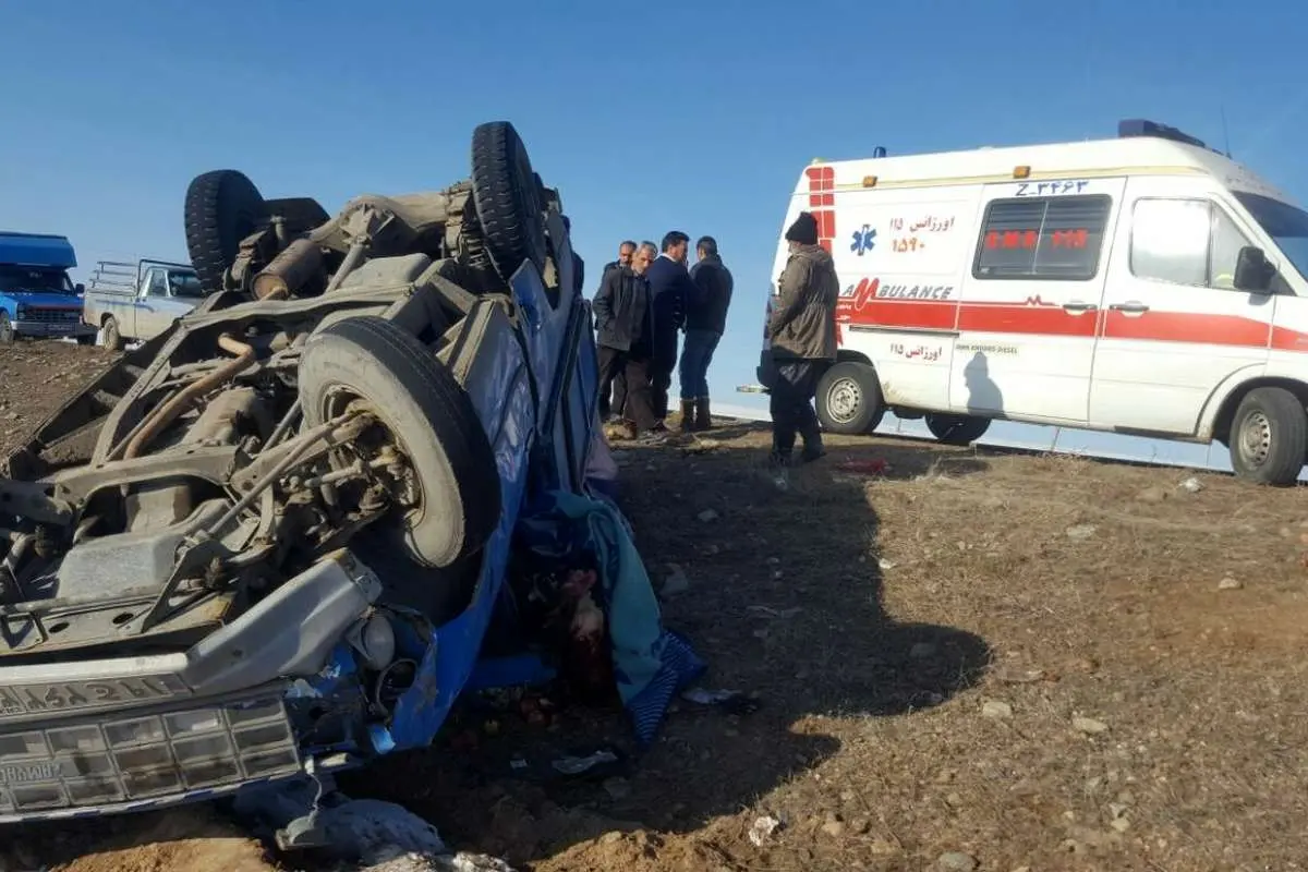 واژگونی وانت سرویس مدرسه دخترانه در بشاگرد