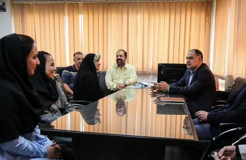 معاون مطبوعاتی: رسانه‌ها خط مقدم جنگ اقتصادی آمریکا علیه ایران هستند