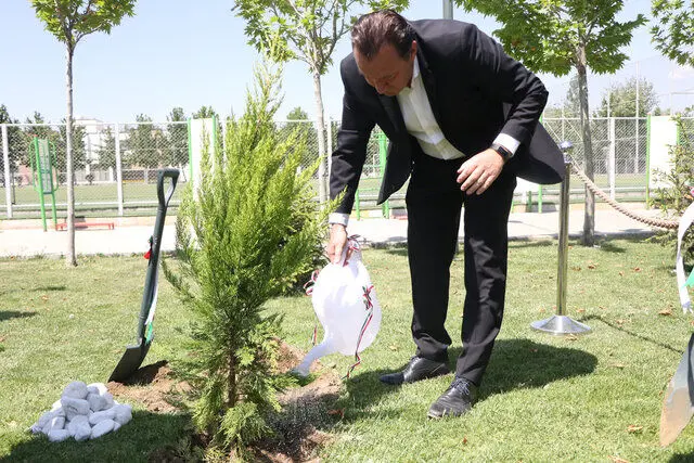 مارک ویلموتس ۳ ساله با ایران امضا کرد