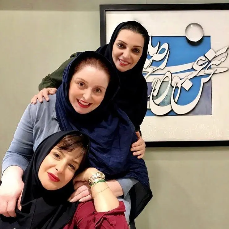 تصویری از الهام پاوه‌نژاد در کنار ۲ رفیق قدیمی‌اش
