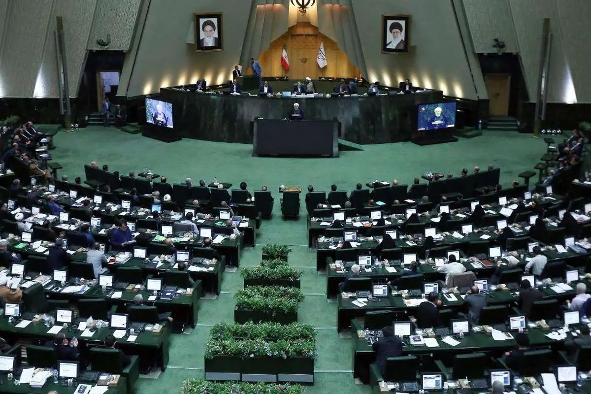 مجلس با افزایش تعداد نمایندگان مخالفت کرد