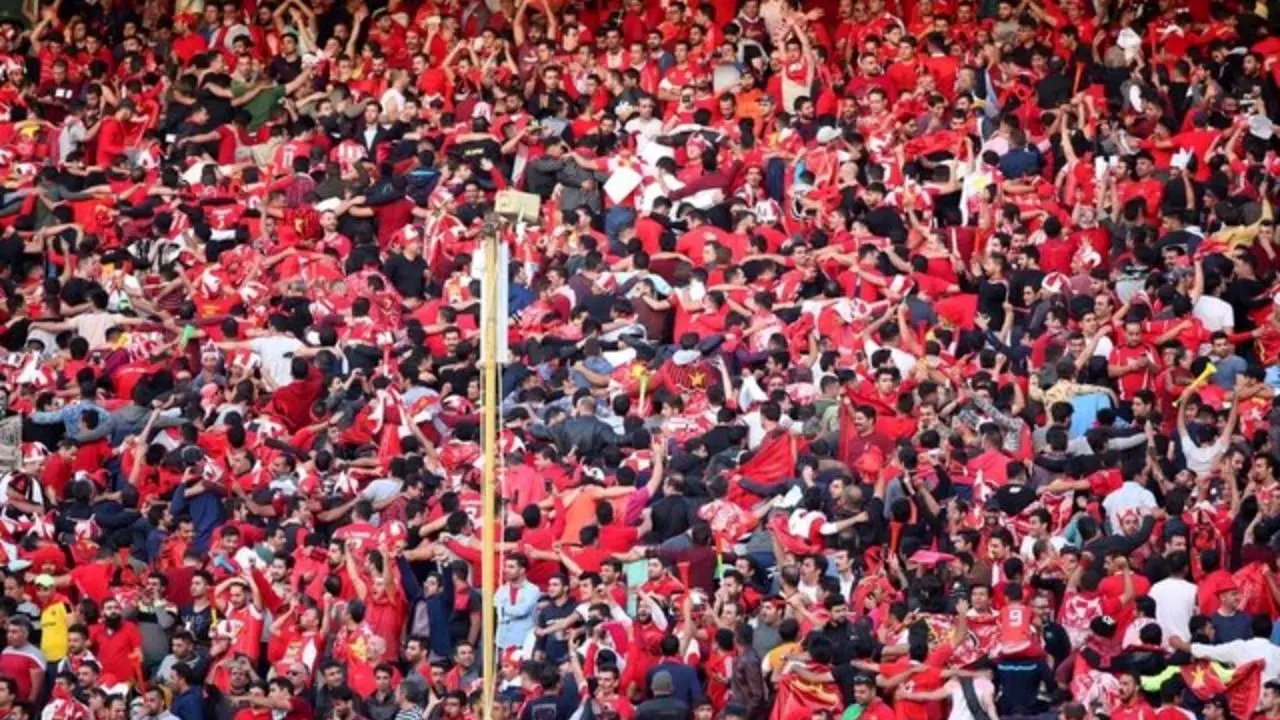 جزئیات مرگ عجیب یکی از هواداران پرسپولیس در استادیوم آزادی