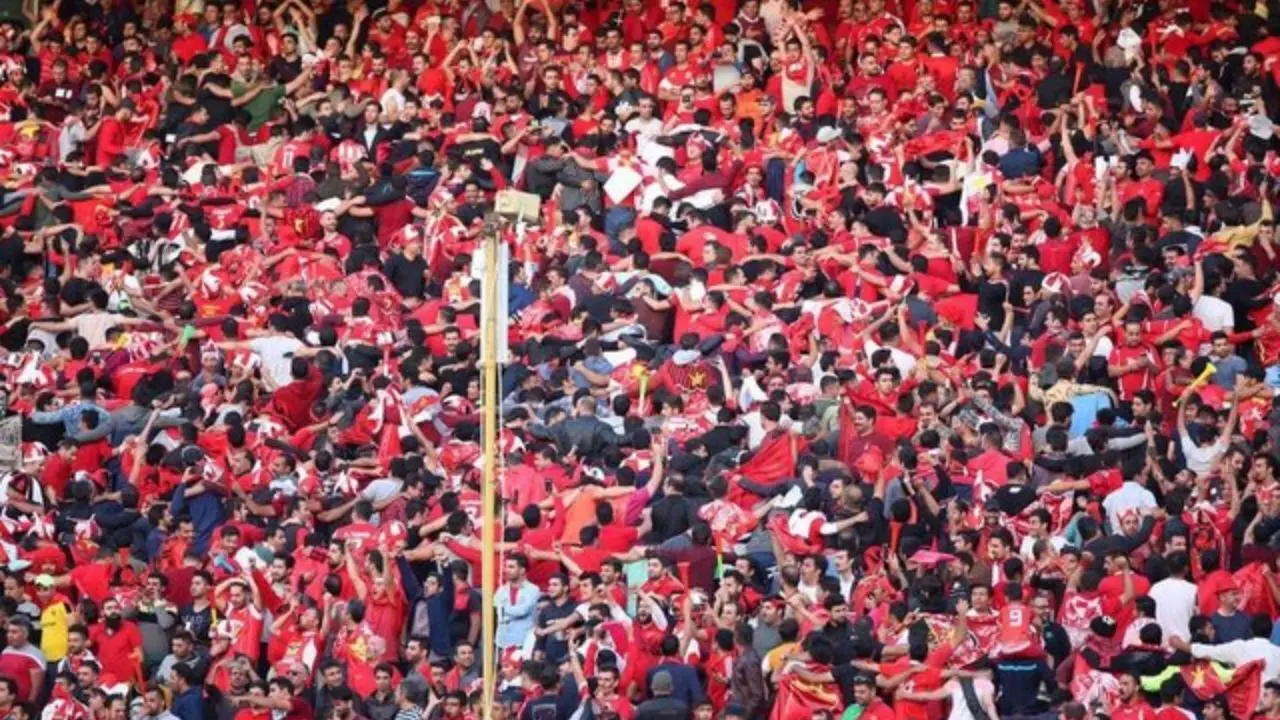 جزئیات مرگ عجیب یکی از هواداران پرسپولیس در استادیوم آزادی