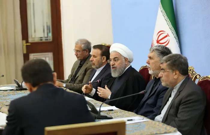 سخنان عجیب روحانی؛ دهباشی شنبه شب چه کسی بوده است؟!
