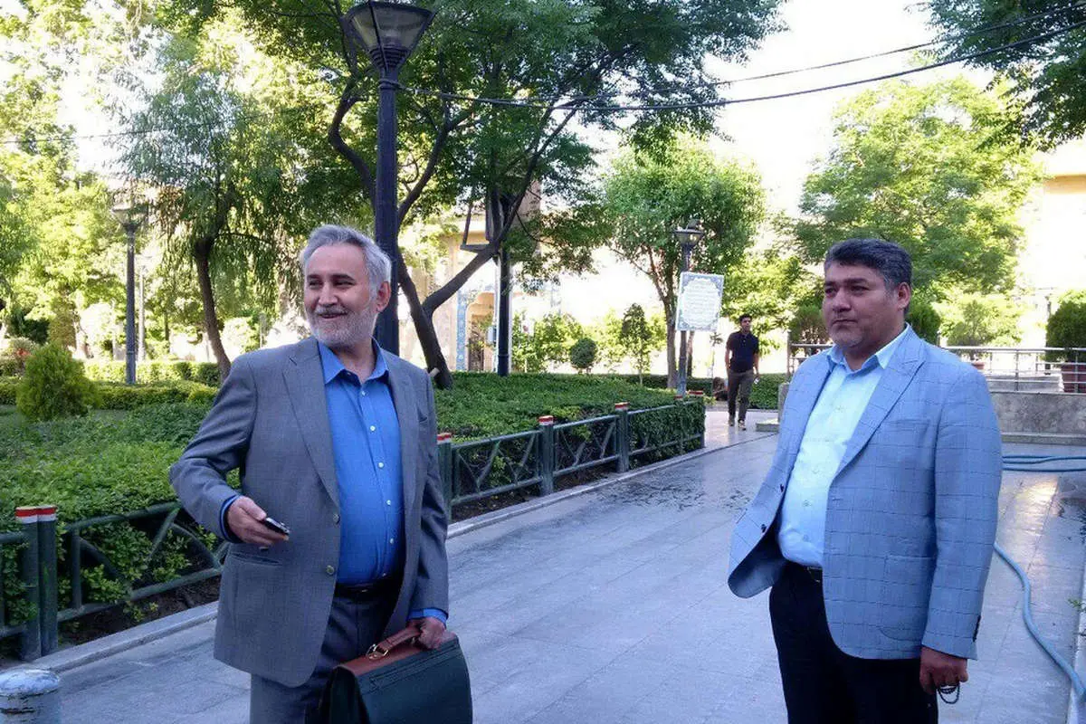(عکس) حضور محمد رضا خاتمی در دادگاه