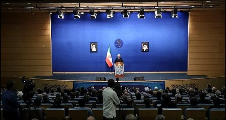 روحانی: راهی جز ایستادگی و مقاومت وجود ندارد