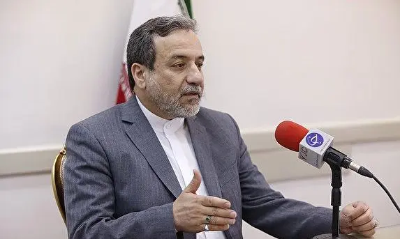 عراقچی: خروج ایران از برجام در دستور کار قرار دارد