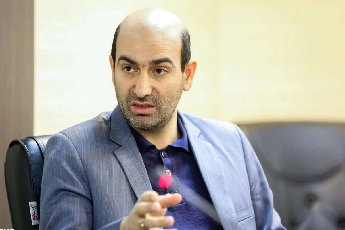 نمایندهای که سه بار خبر کذب درباره زنگنه منتشر کرد: منبع خبرم را نمیگویم!