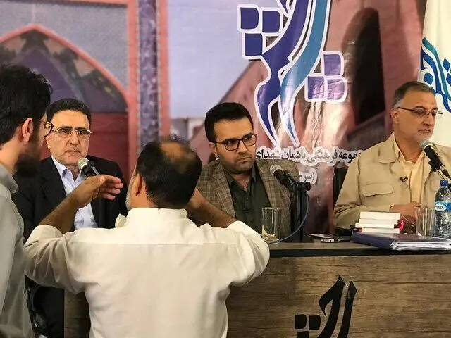 حملات تند زاکانی به اصلاح‌طلبان: نجفی یک قاتل جانی است!