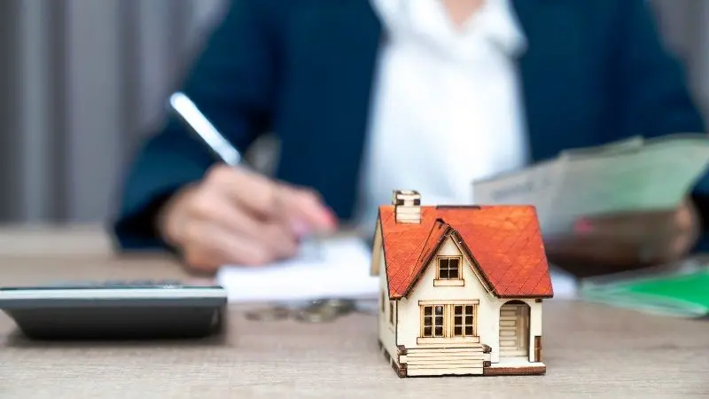 مزایا و معایب دو طرح‌ اولیه دولت برای کمک به مستاجران