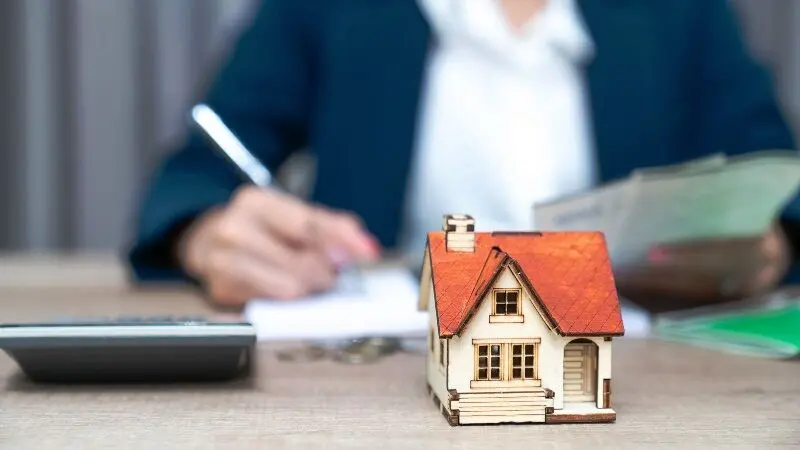 مزایا و معایب دو طرح‌ اولیه دولت برای کمک به مستاجران
