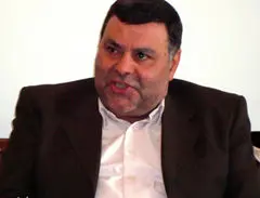 انتقاد صدر از احمدی نژاد به خاطر سیاست خارجی اش