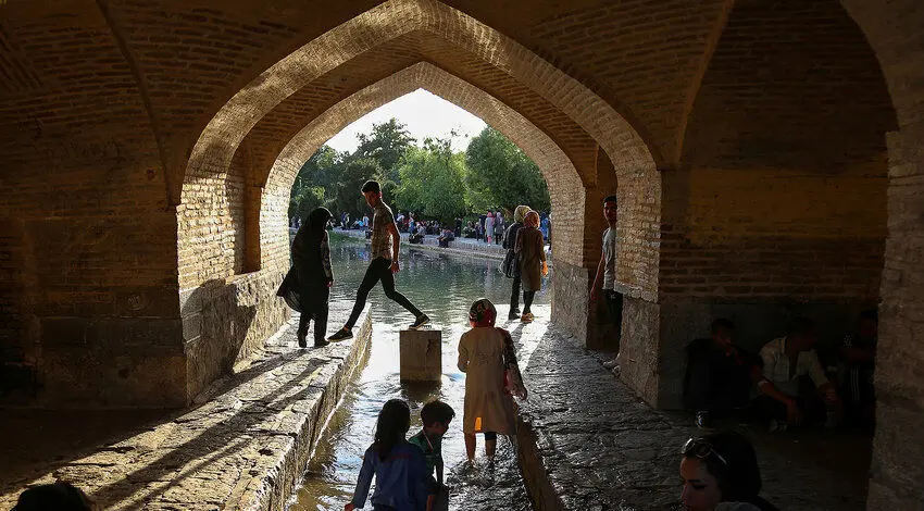 (تصاویر) نفس‌های آخر «زاینده‌رود»