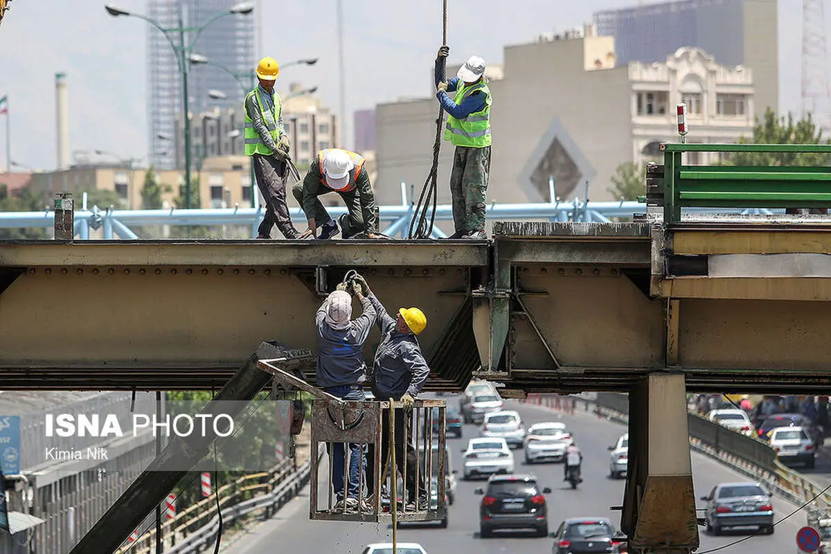 (تصاویر) آغاز عملیات برداشتن پایههای اصلی پل گیشا