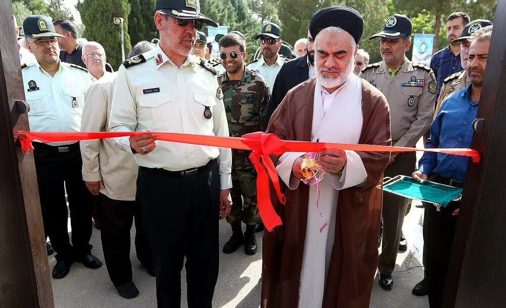 (تصاویر) رونمایی از کشفیات قاچاق در اصفهان