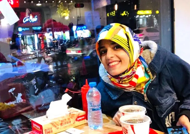 فائقه دوستی که بود؟