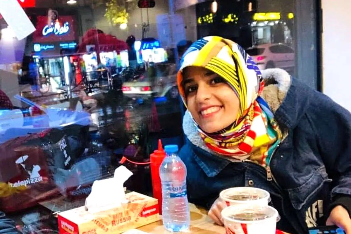 فائقه دوستی که بود؟
