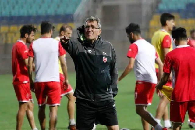 واکنش برانکو به شکایت پرسپولیس به فیفا: مربی آزادم