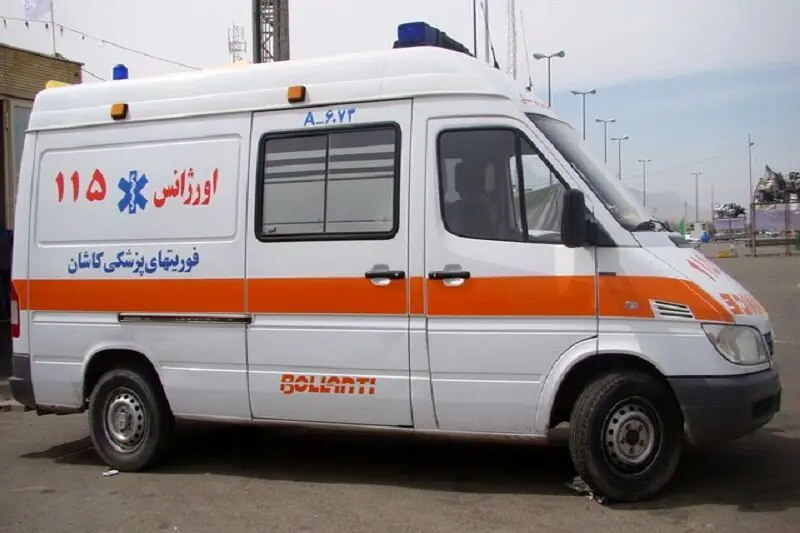 واژگونی خودرو در کاشان ۲ کشته داشت