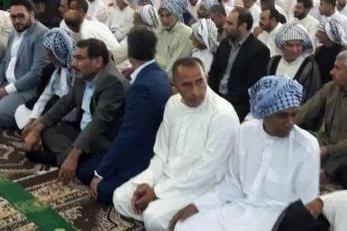 (تصویر) علی شمخانی در نماز عید فطر شهر رفیع