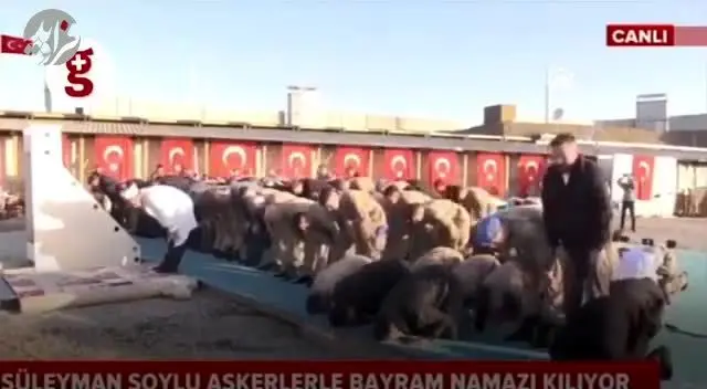 (ویدئو) نماز عجیب عید فطر در ترکیه