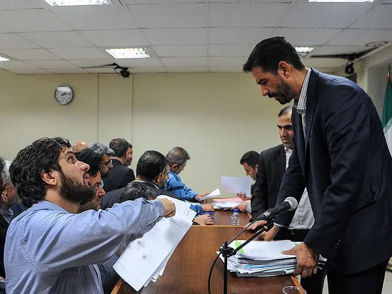 هادی رضوی: سال ۹۰ پورشه داشتم و از بچگی سفر می‌رفتم