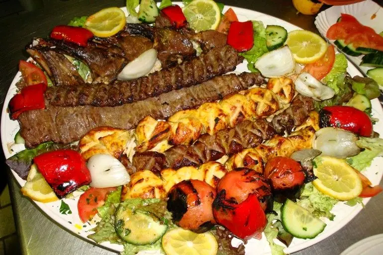 چلوکباب در رستوران‌های لاکچری تهران چند؟