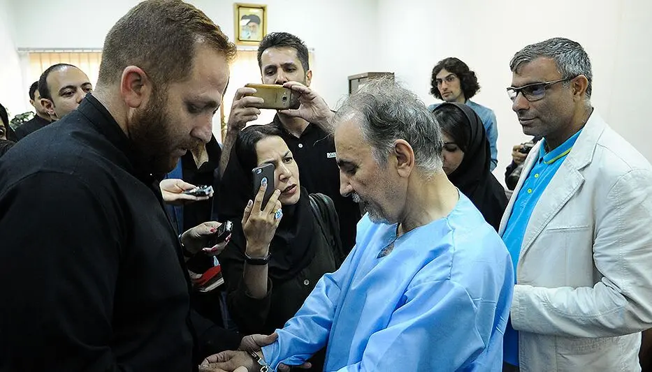 سانچی، محمد علی نجفی و میترا استاد