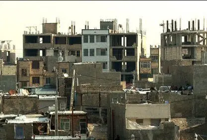 فروش یک آپارتمان به ۸ نفر