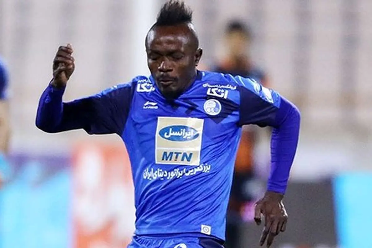 مهاجم جنجالی استقلال و پرسپولیس در مسیر امارات
