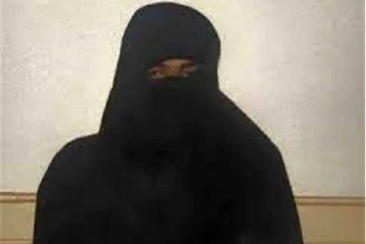 (عکس) بازداشت سرکرده داعشی با لباس زنانه!