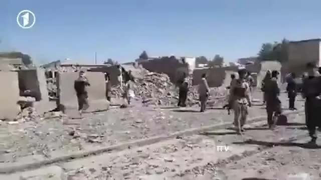 (ویدئو) انفجار در مرکز افغانستان با  ۱۲ کشته و ۱۸۰ زخمی