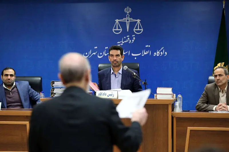 تسهیلات یک‌ساعته برای بی‌بضاعتان کت‌و‌شلوار پوش!
