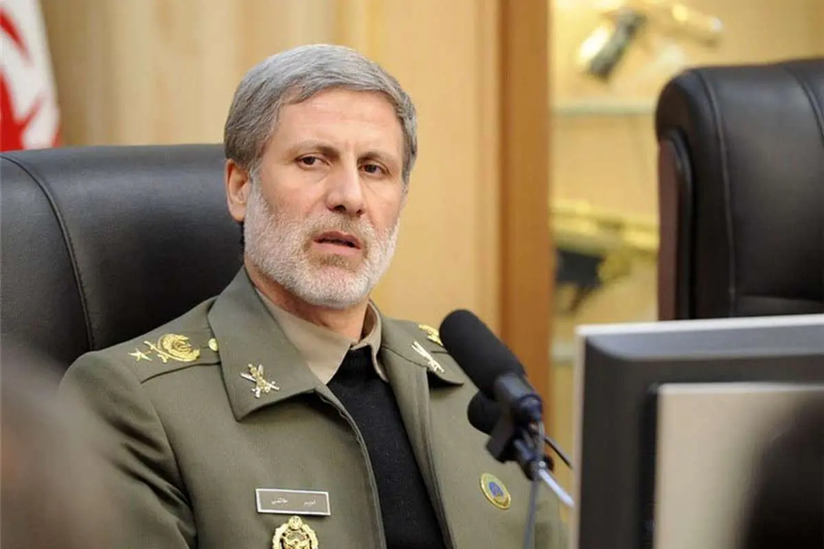 وزیر دفاع: راهزنی دریایی بیپاسخ نخواهد ماند
