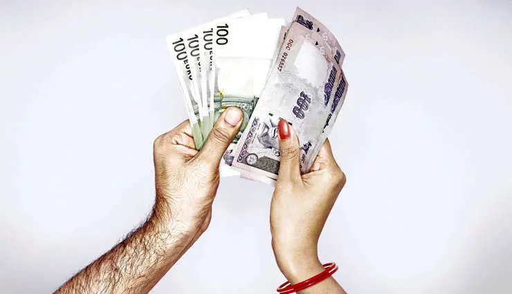 اگر زن درآمد مستقل داشته باشد آیا باز هم مستحق نفقه است؟