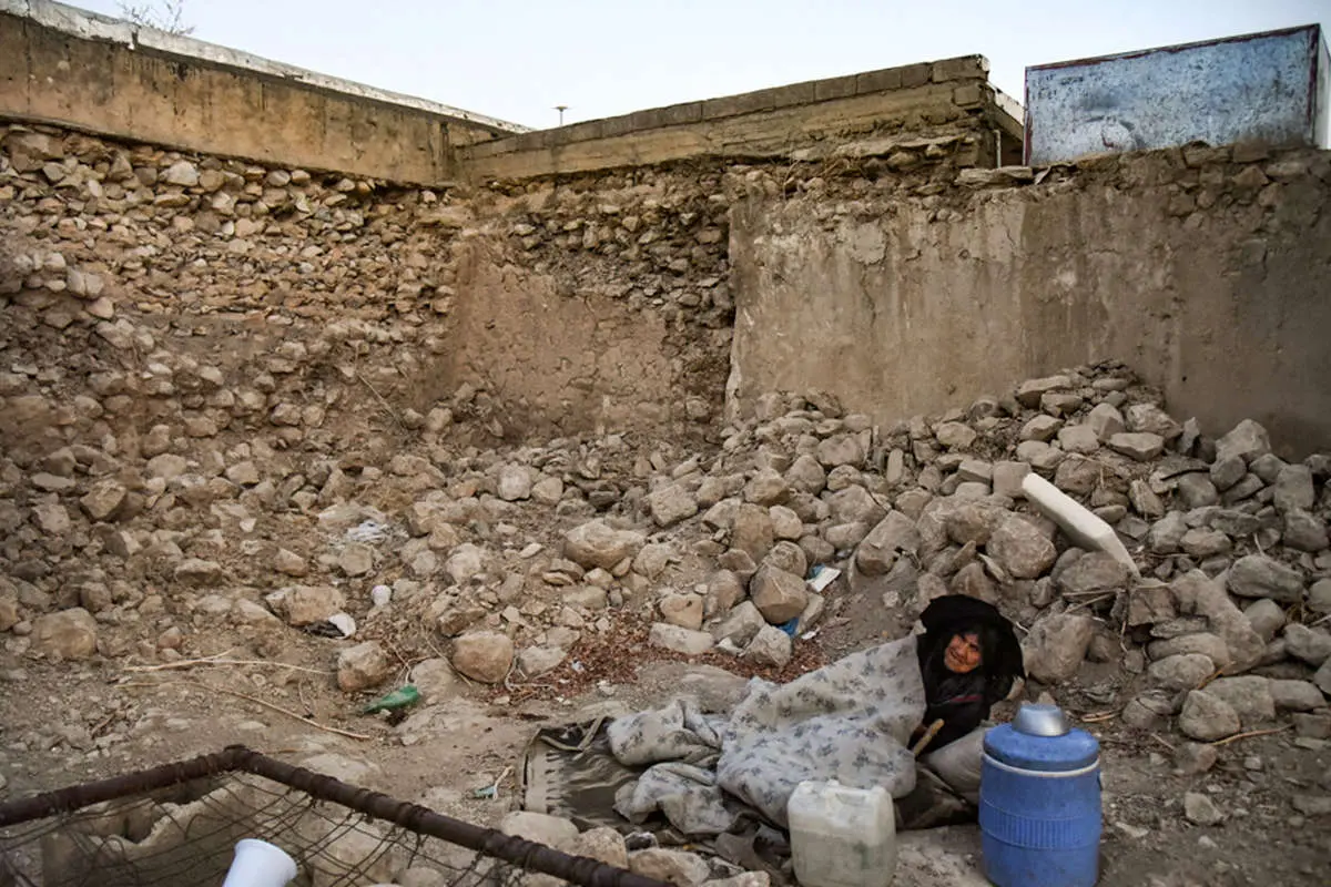 (تصاویر) مردم روستای گلگیر مسجدسلیمان پس از زلزله