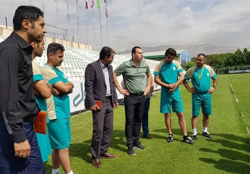 مصاف شاگردان ویلموتس و مجیدی با حضور تماشاگران