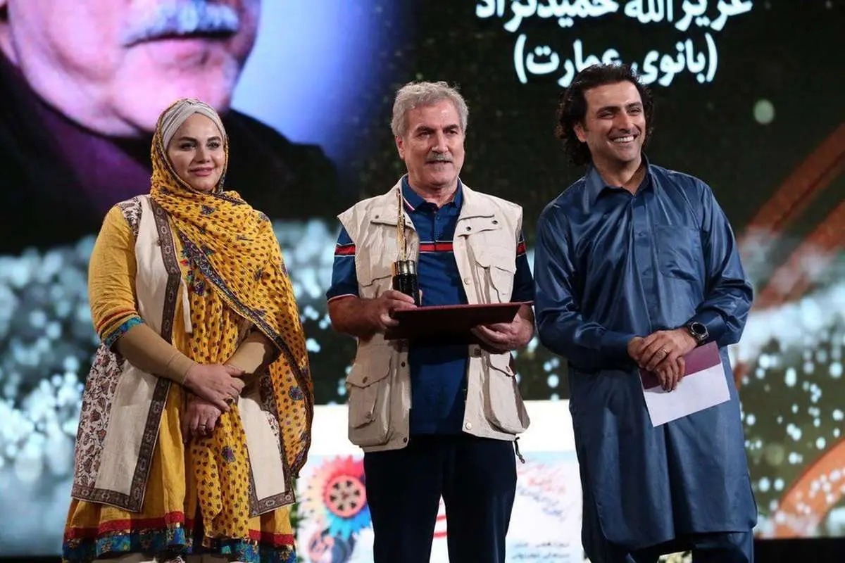 چرا امین زندگانی با لباس بلوچی در جشن حافظ حاضر شد؟