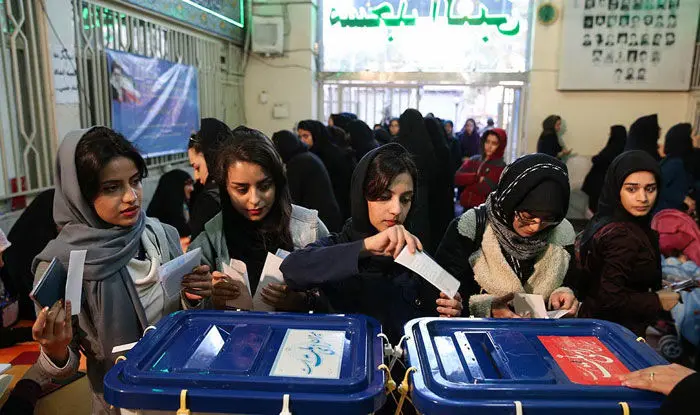 القای "تحریم انتخابات"، تلاش اصولگرایان برای حذف اصلاح طلبان؟!
