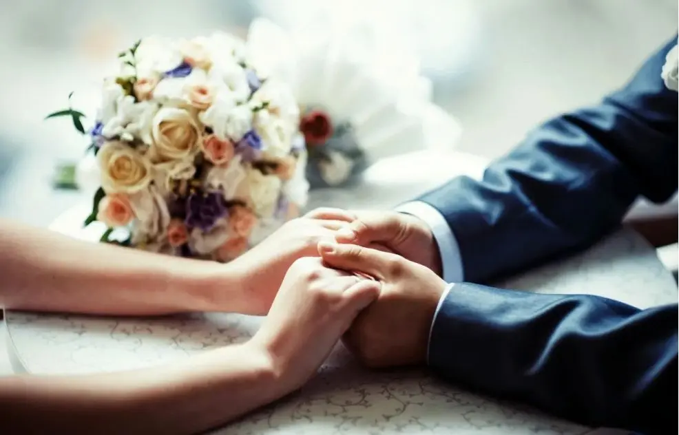 آیا ترمیم پرده بکارت از موارد فریب در ازدواج است؟