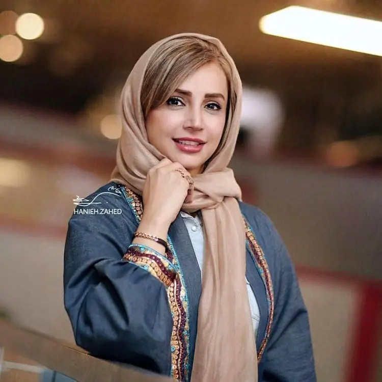 (عکس) تصویری از خانم بازیگر کنار دریا