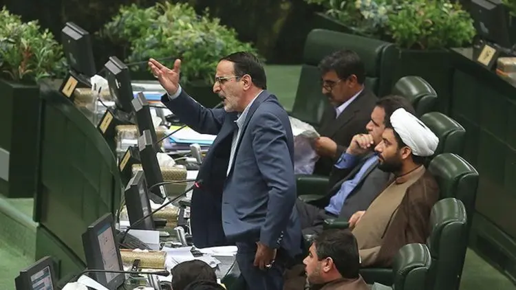 ادعای کریمی قدوسی درباره وجود ۷۱ مسئول دوتابعیتی