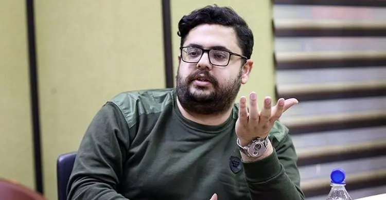 اعتراض کارگردان مستند پخش شده درباره احمد شاملو به شبکه ۳