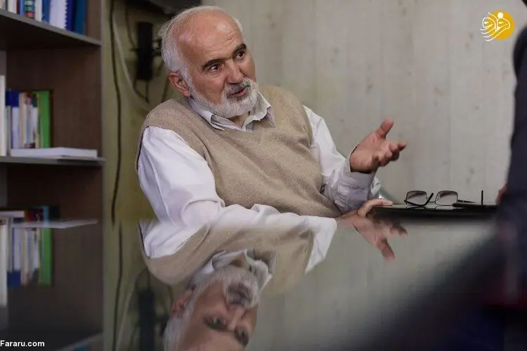 احمد توکلی: مدیران ایران خودرو و سایپا باج می‌دهند تا بمانند